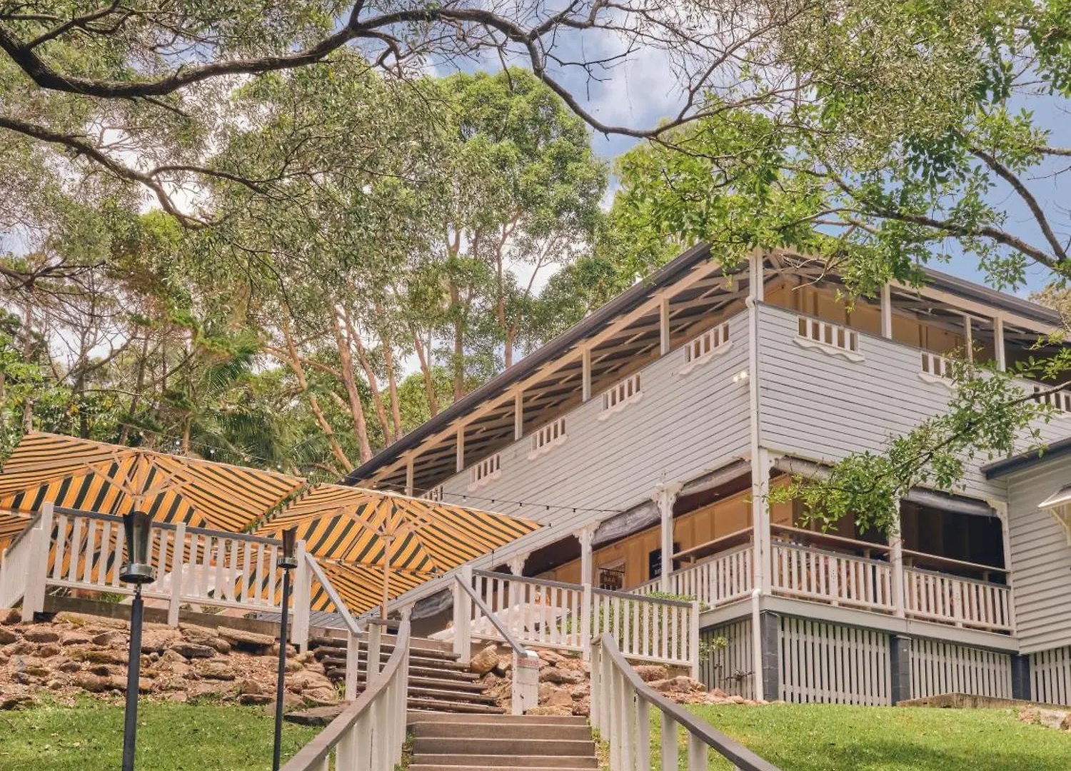 Halse Lodge Noosa Heads Hostel